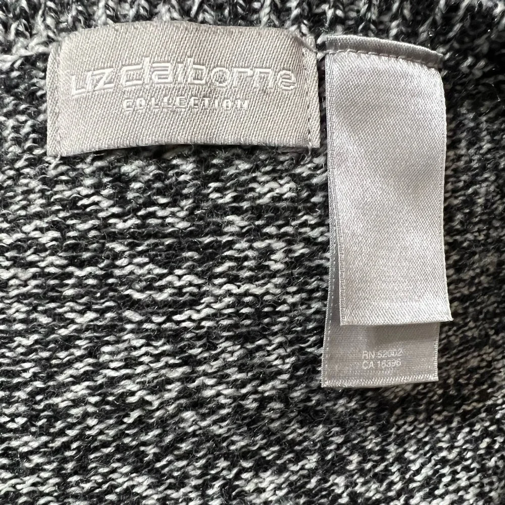 Liz Claiborne Jacket & Undershirt Set (Sz M)